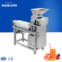 Industriële automatische druiven- en watermeloenpers met sapseparator en spiraalpers voor het maken van sap van fruit en groenten (zoals sterfruit)