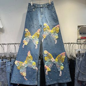 Set <span class=keywords><strong>Donna</strong></span> Autunno 2025: T-shirt Stampata a Maniche Corte e <span class=keywords><strong>Jeans</strong></span> Dritti Snellenti, Vendita all'Ingrosso - Product Image 3