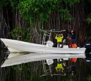 เรือประมงไฟเบอร์กลาส 5.8 ม. - 7.6 ม. เรือพังงา