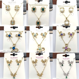 Ensemble de bijoux papillon XUPING <span class=keywords><strong>JINGJING</strong></span>, collier et boucles d'oreilles plaqués or, bijoux tendance pour femmes, vente en gros de bijoux - Product Image 4