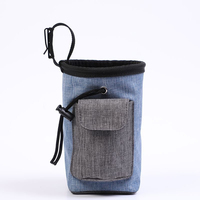Sac de dressage pour animaux de compagnie en toile imperméable personnalisé, grande capacité, options d'emballage avec logo couleur et étiquette pour récompenses quotidiennes pour chiens