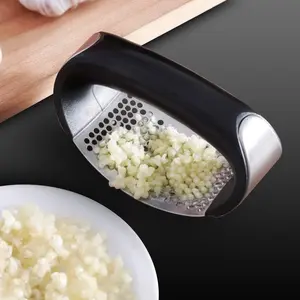2022 Smart Kitchen Gadget for Home, Plastic Stainless Steel Garlic Press With Heavy Soft-Handled
