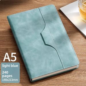 สมุดโน้ตกระดาษคราฟท์ปก PU คุณภาพสูง สำหรับใช้ในสำนักงานธุรกิจ พร้อมที่ใส่ปากกาปรับแต่งได้ พกพาสะดวก ใช้งานซ้ำได้ พร้อมแถบกาว - Product Image 6