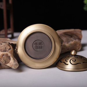 Quemador de incienso con cabeza de león de cobre puro para uso doméstico e interior, adecuado para quemar incienso de madera de agar y sándalo, té - Product Image 4
