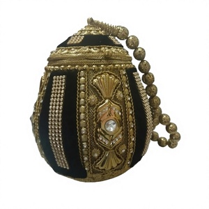 Pochette de soirée élégante noire et or, ornée de perles et de strass, avec chaîne, fermeture éclair, pour mariage, banquet, fête - Product Image 4