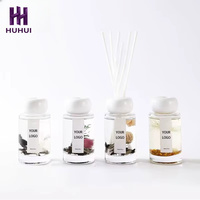 Diffuseur d'arômes sans flamme désodorisant aux fleurs naturelles et au parfum de thé pour une utilisation en intérieur, offrant une désodorisation longue durée de l'air