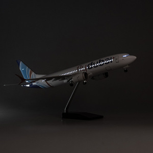 Modèle d'<span class=keywords><strong>avion</strong></span> en résine moulée sous pression Flydubai Boeing 737 à l'échelle 1/85, réaliste, 47 cm, objet de <span class=keywords><strong>collection</strong></span>, cadeau de Noël et du Nouvel An - Product Image 4