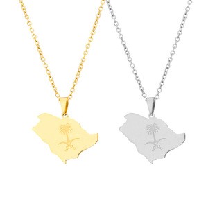 Vente en gros à prix d'usine Collier en acier inoxydable épée croix <span class=keywords><strong>carte</strong></span> et emblème d'Arabie saoudite collier épée croix - Product Image 1