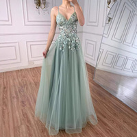 Robe de soirée et de bal Serene Hill LA73556 Dubai vert sauge à fines bretelles, coupe trapèze, ornée de perles pour femme 2026