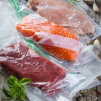 Sacs en plastique transparents en PA pour aliments, emballage sous vide co-extrudé en nylon pour salades, sucettes, aliments pour bébés, chewing-gums, chips de pommes de terre, pizzas