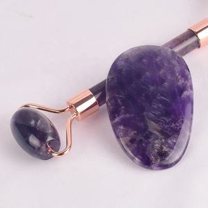 Rouleau facial <span class=keywords><strong>en</strong></span> cristal d'améthyste 100% naturel, Pierre <span class=keywords><strong>Gua</strong></span> <span class=keywords><strong>Sha</strong></span> gravée, Pierre <span class=keywords><strong>Gua</strong></span> <span class=keywords><strong>Sha</strong></span> pour le pouce, <span class=keywords><strong>En</strong></span> Purpura, Ensemble 2 <span class=keywords><strong>en</strong></span> 1 : Rouleau de <span class=keywords><strong>jade</strong></span> et <span class=keywords><strong>Gua</strong></span> <span class=keywords><strong>Sha</strong></span> - Product Image 4