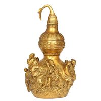 Ornement de gourde Feng Shui antique chinoise sculptée, dorée, avec figurine traditionnelle en relief, pour la décoration de la maison ou du bureau, ou comme cadeau