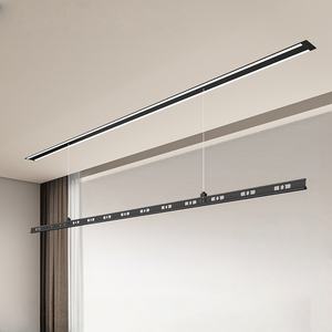 Corde <span class=keywords><strong>à</strong></span> <span class=keywords><strong>linge</strong></span> électrique intelligente dissimulée avec fonction de levage <span class=keywords><strong>à</strong></span> télécommande capable d'être cachée et de sécher les vêtements - Product Image 1