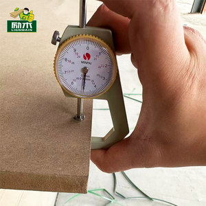 ألواح <span class=keywords><strong>MDF</strong></span> عالية الجودة بسماكة 21 مم و22 مم و23 مم و25 مم، ألواح ألياف متوسطة الكثافة لمشاريع الخزائن والأثاث المخصصة - Product Image 3