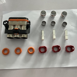 موصل ثلاثي الاتجاهات معدني HVIL بثلاثة أسنان 120 أمبير لكابل 25 ملم² ذكر وأنثى - Product Image 4