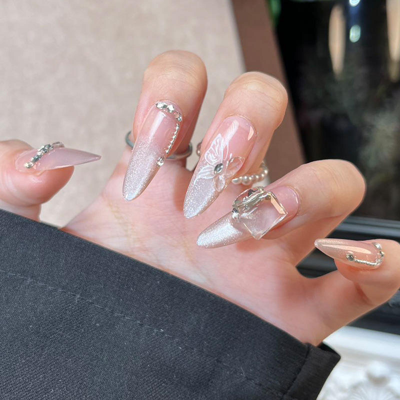 BY1727 Fluttering Wings Among Flowers