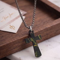 Collier pendentif croix camouflage brossé en acier inoxydable 316, ton argent, réglable, unisexe, avec chaîne maille forçat