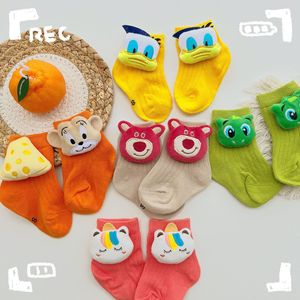 Expédition d'usine coton confortable et mignon jouet Style enfants intérieur anti-dérapant mi <span class=keywords><strong>Tube</strong></span> belle bébé fille nouveau-né chaussettes - Product Image 2