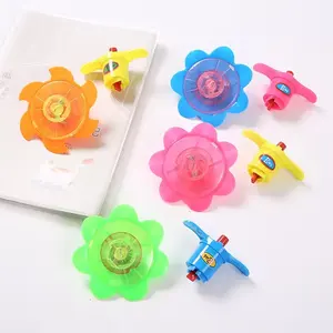 Hot selling plastic cute mini toys Flash spinning top Cheap plastic catapult toys for kids