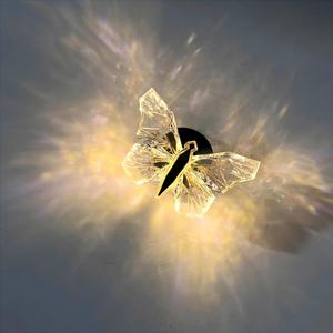 Lampe murale LED créative de luxe nordique en forme de papillon pour chambre à coucher, salon, escalier et couloir - Product Image 2