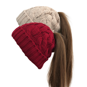 S5040 vendita calda di inverno chunky warm caps cable knit coda di cavallo donne beanie cappelli messy bun beanie con la coda di cavallo foro superiore - Product Image 1
