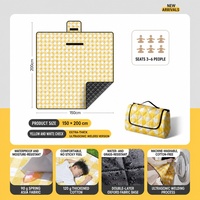 Tapis de pique-nique de printemps avec film argenté, imperméable et anti-humidité, pour la plage, coussin de siège portable non gonflable pour le camping en extérieur