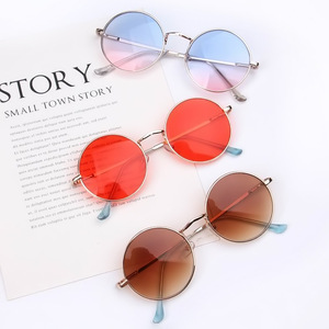 Retro Metal <b>Round</b> <b>Frame</b> Sunglasses Gradient Color UV400 Protection For Kids Unisex Cycling Party Wear Light Weight - Product Image 1