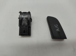 Pulsante interruttore aria condizionata AC con coperchio 6554KX sostituzione per <span class=keywords><strong>Citroen</strong></span> <span class=keywords><strong>C1</strong></span> 2005 <span class=keywords><strong>2014</strong></span> - Product Image 4