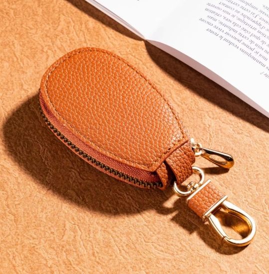 สีน้ำตาล