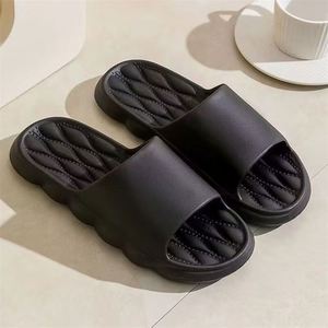 Claquettes unisexes super douces, simples, pratiques et ventilées - Product Image 5