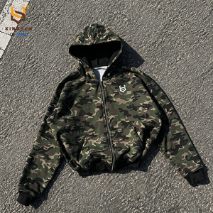 Sudadera con capucha y cremallera de camuflaje corta, de felpa francesa 100% algodón de alta calidad, con estampado DTG completo y logotipo personalizado - Product Image 1