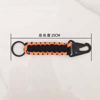 Vente en gros de porte-clés portable en polyester accessoires de camping et de randonnée en plein air avec boucle paracorde pour les sports d'aventure