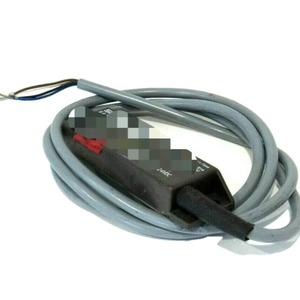 Nuevo Sensor de Seguridad Bns 33-12zg, Bns3312zg Original, Disponible en Stock, PLC Dedicado para Automatización Industrial - Product Image 1