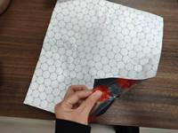 Papier d'aluminium parchemin en nid d'abeille de qualité restaurant papier kraft résistant à l'huile pour gâteaux pain hamburgers revêtement de qualité alimentaire