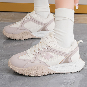 ZX0915 รองเท้าวิ่งแฟชั่นสไตล์เกาหลีสำหรับผู้หญิงรุ่นใหม่ประจำฤดูร้อน น้ำหนักเบา ระบายอากาศได้ดี ดีไซน์แบบฟอร์เรสท์ กัมพ์ เหมาะสำหรับนักเรียน รองเท้าลำลอง - Product Image 4