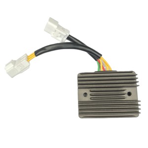 Regulador Rectificador de Motocicleta 641709 Compatible con <span class=keywords><strong>PIAGGIO</strong></span> <span class=keywords><strong>MP3</strong></span> <span class=keywords><strong>300</strong></span> 2010-2011 VESPA GTS 125 Super GTS 250 Super GTS <span class=keywords><strong>300</strong></span> Super GTV <span class=keywords><strong>300</strong></span> - Product Image 1