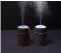 Humidificateur ultrasonique électrique USB mini portable, capacité de 300 ml, pour la maison et la voiture, lumières LED 7 couleurs, aromathérapie aux huiles essentielles