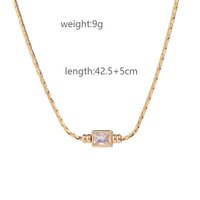 Nouveau Collier Ras du Cou Rectangulaire Tendance en Acier Inoxydable Plaqué Or 18K – Cadeau Personnalisé pour Femme pour Fêtes et Occasions Spéciales