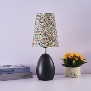 Cross-Border Retro Floral Table Lamp Warm Romantic French Country Style Bedroom Popular Instagram European Design DC Power - Product Image 3