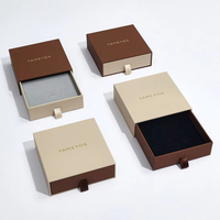 50 boîtes cadeaux de luxe personnalisées en carton rigide pour bagues, boucles d'oreilles, colliers, bracelets et petits lots