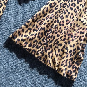 Conjunto de dos piezas de ropa de estar por casa de imitación de seda negra, estilo europeo y americano, a la moda y cómodo, al por mayor. - Product Image 2