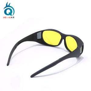 <span class=keywords><strong>Lunettes</strong></span> de nuit polarisées jaunes haute définition UV400 à porter par-dessus les <span class=keywords><strong>lunettes</strong></span> de vue pour unisexe - Product Image 6