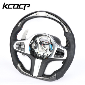 Volant en fibre de carbone LED compatible avec BMW G20 G28 G29 G30 G32 G38 G11 G12 G05 G01 G02 M2 M3 M4 M5 M6 M8 X1 X2 X3 X4 X5 X6 X7 - Product Image 2