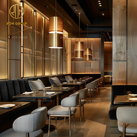 Mobilier de restaurant Ron Group : Banquettes en cuir sur mesure, table carrée, ensemble de chaises personnalisées en tissu pour restaurant