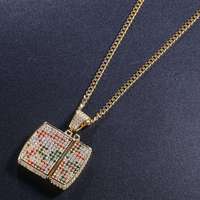 Bijoux plaqué or 18 ct de conception hip-hop vente en gros chaîne en laiton pour hommes collier pendentif briquet en cz glacé
