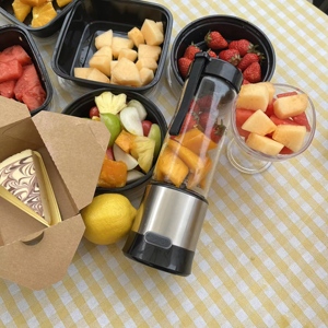 Nouvelle bouteille <span class=keywords><strong>à</strong></span> jus de fruits portable rechargeable par USB de haute qualité, pour le sport, les voyages en plein air, machine <span class=keywords><strong>à</strong></span> jus <span class=keywords><strong>électrique</strong></span> - Product Image 3