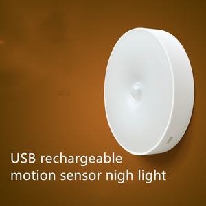 Lampe de nuit à détecteur de mouvement LED rechargeable par USB pour armoire - Product Image 2