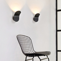 Lampe murale de chevet minimaliste moderne, lumière murale LED créative dorée et noire pour chambre à coucher, salon, escalier, éclairage intérieur, décoration