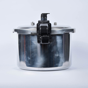 Cuisinière à pression en acier inoxydable poli 304/201 de 6 L (24 cm) en forme de U, écologique, vente chaude 2021, poignée en bakélite noire - Product Image 6