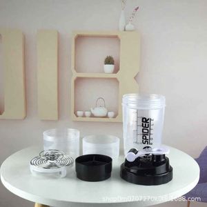 Heroes 600ml <b>Plastic</b> Shaker With Lid Spoon And Pill Case For Gym Travel - Product Image 5